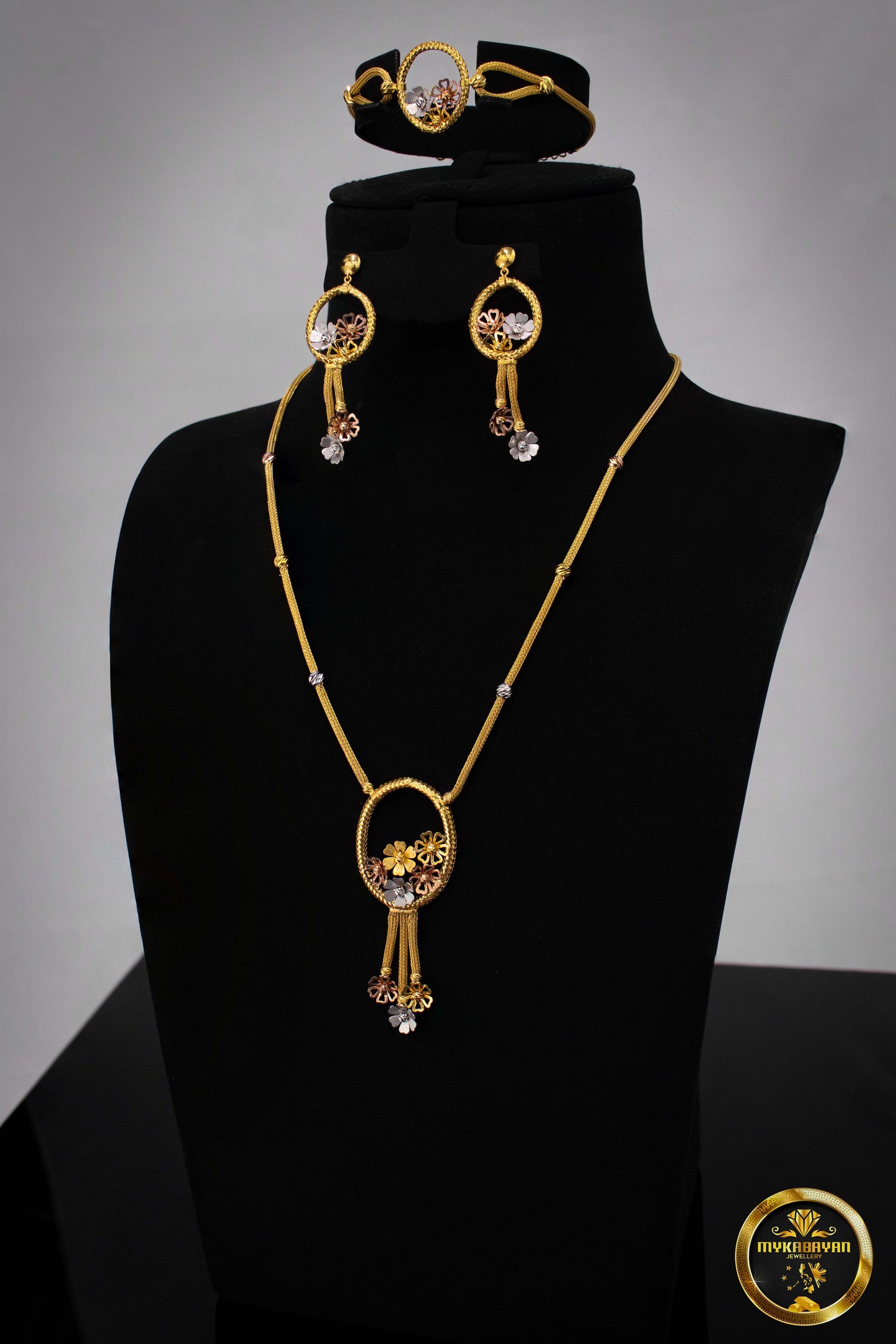 21k Gold Necklace Complete Set