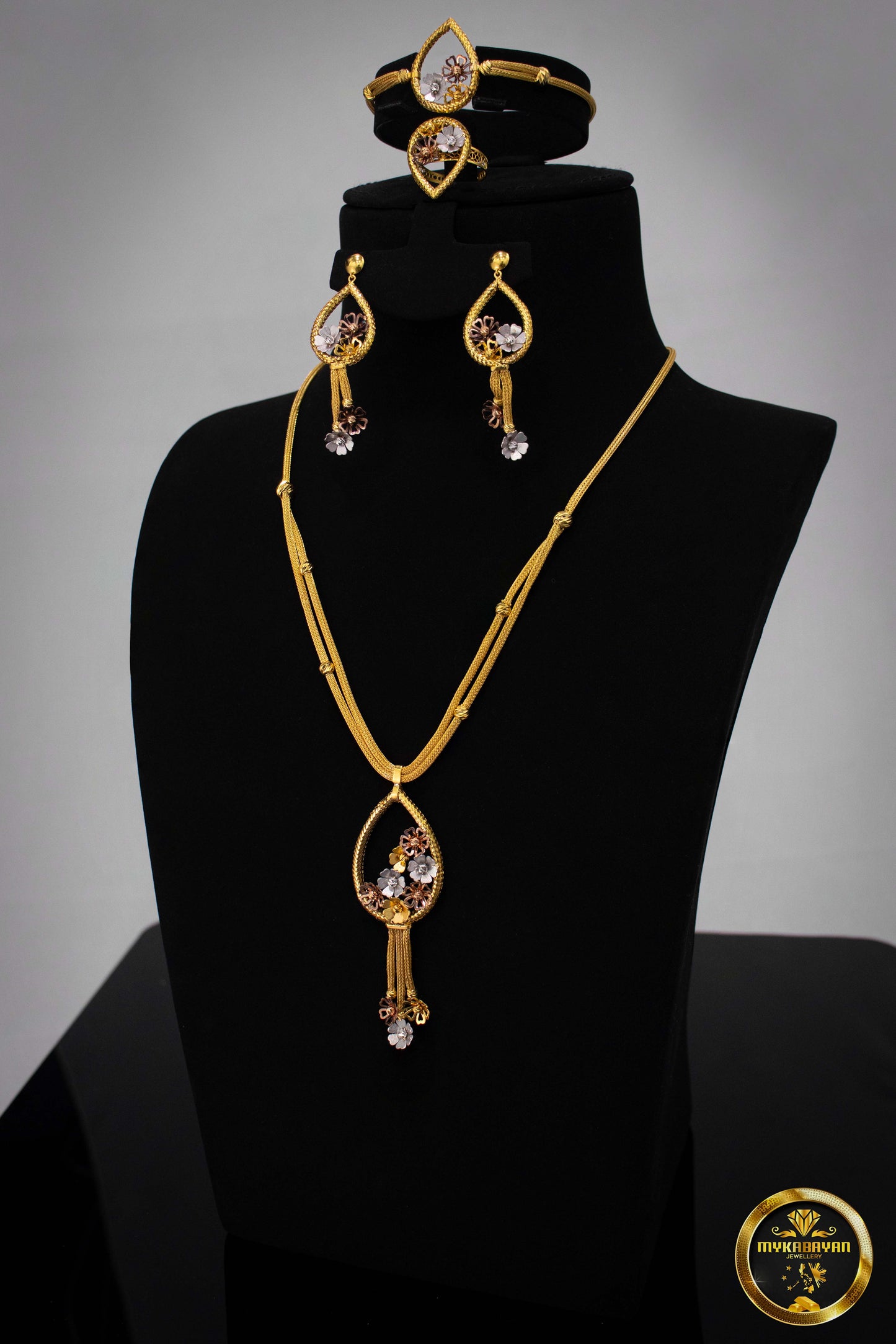 21k Gold Necklace Complete Set